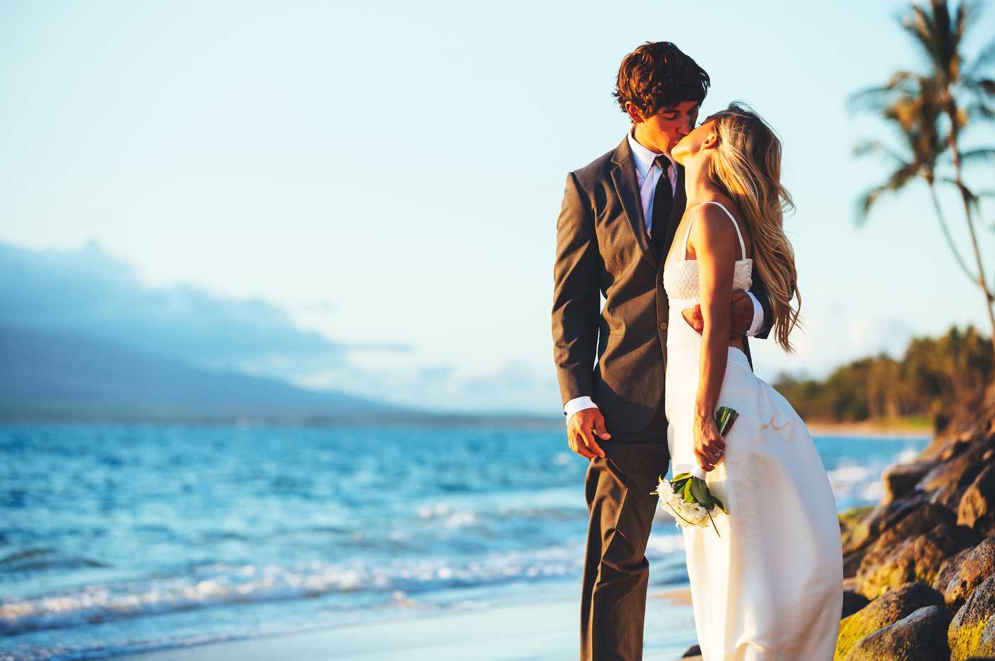 Planen Sie Ihre Hochzeitszeremonie auf Maui, Hawaii CANUSA