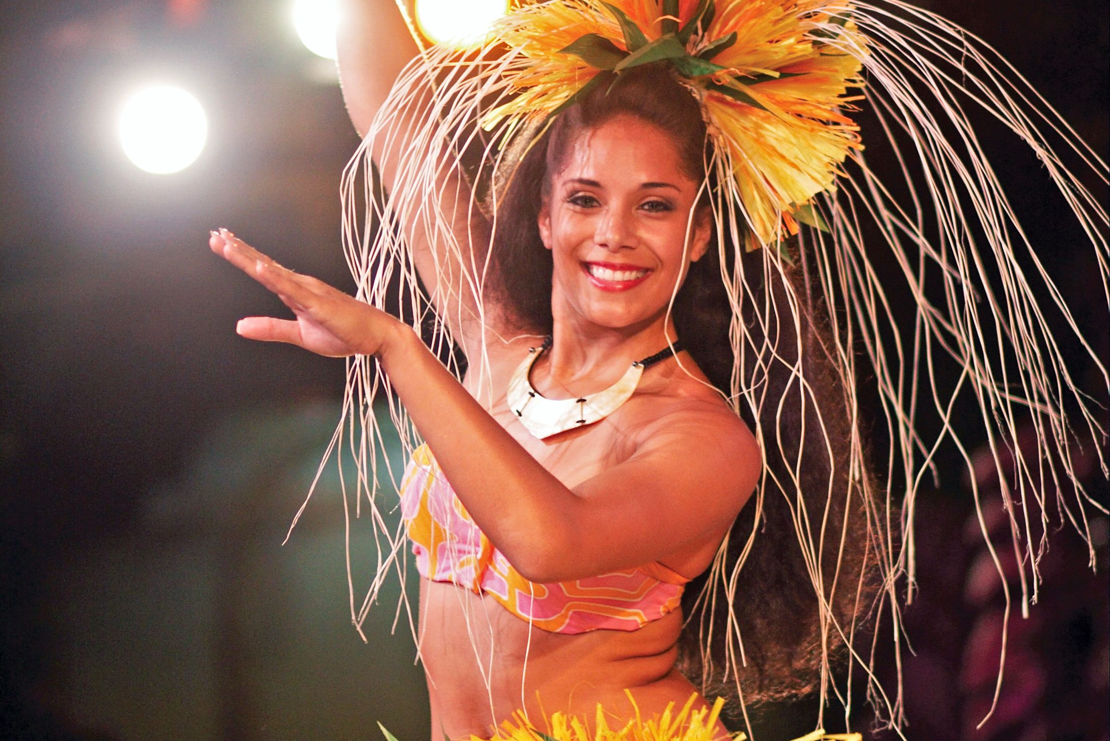 Hula-Taenzerin auf einem Luau