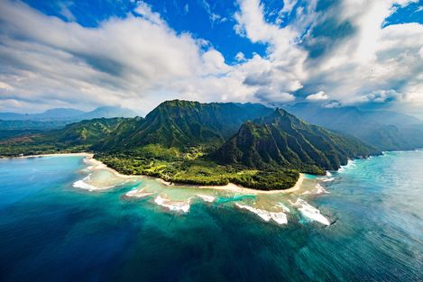 Blick auf die atemberaubende Na Pali Coast auf Kauai, Hawaii
