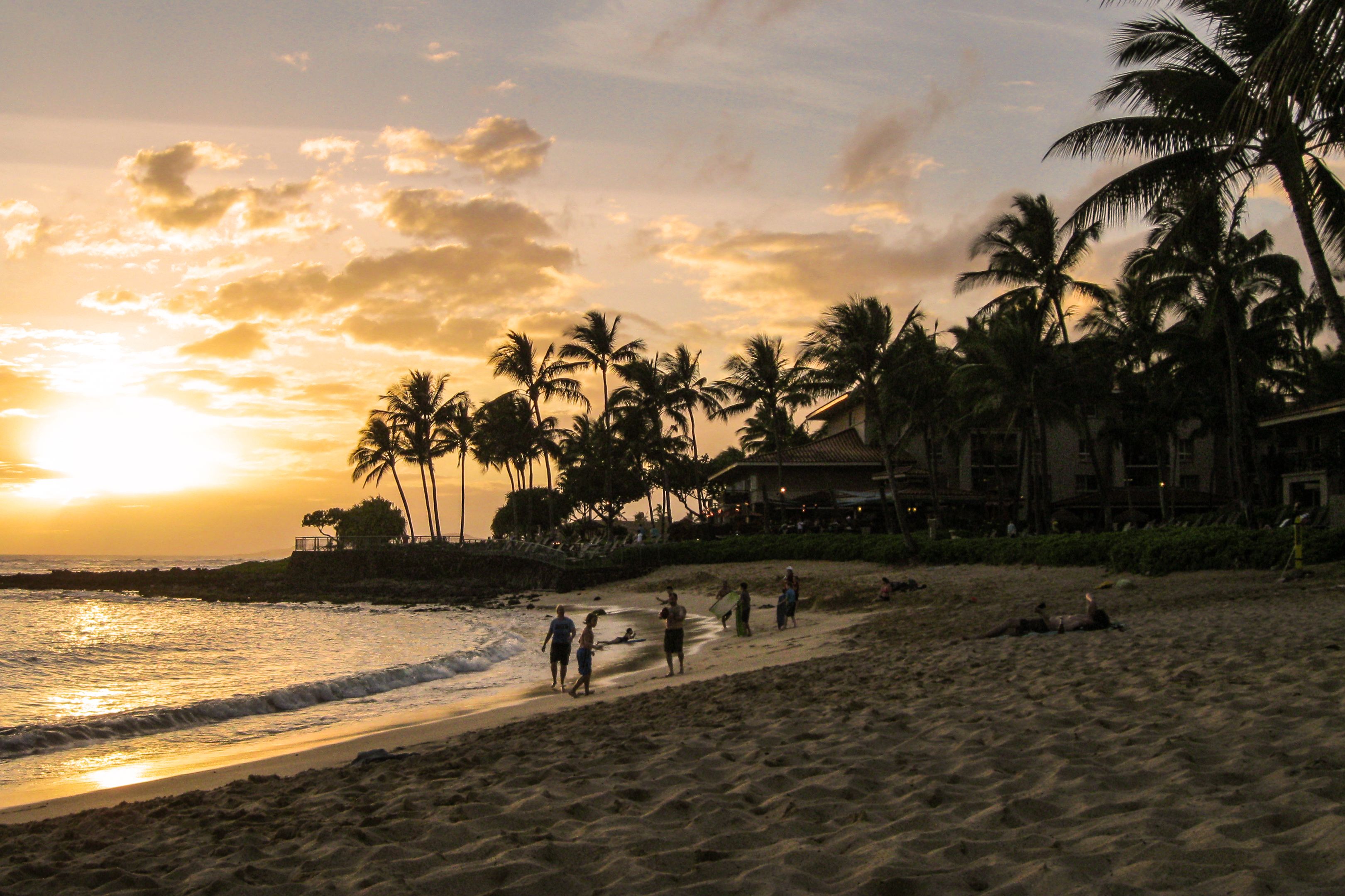 Sonnenuntergang am Poipu Beach auf Kauai