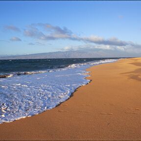 Polihua Beach