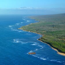 regionen/hawaii/lanai/shipwreck-beach-luftbild.cr1500x1500-0x0 regionen/hawaii/lanai/shipwreck-beach-luftbild.cr1500x1500-0x0