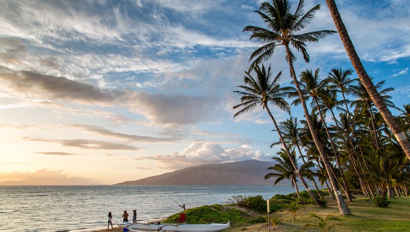 Sonnenuntergang am Strand von Maui