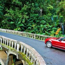 regionen/hawaii/maui/allgemein/road-to-hana-bruecke.cr1056x1056-604x0 regionen/hawaii/maui/allgemein/road-to-hana-bruecke.cr1056x1056-604x0