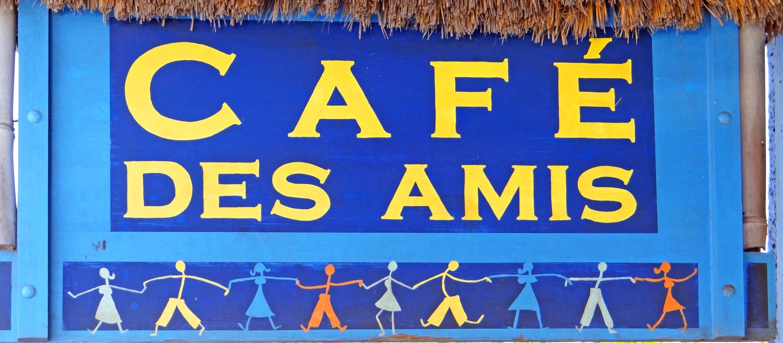 Cafe des Amis Schild in Paia auf Maui