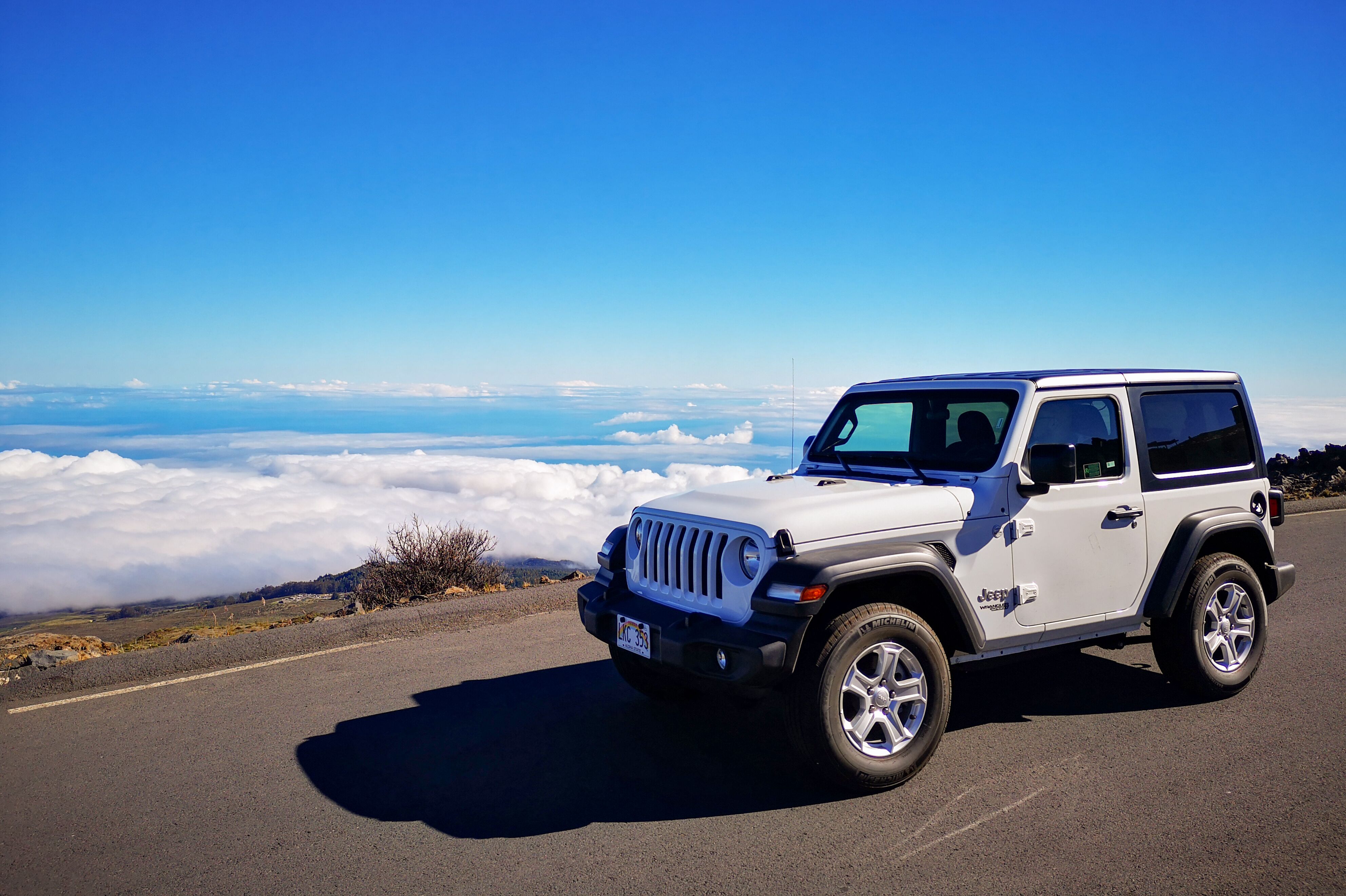 Mit dem Jeep zum Rande des Haleakala Kraters auf Maui, Hawaii