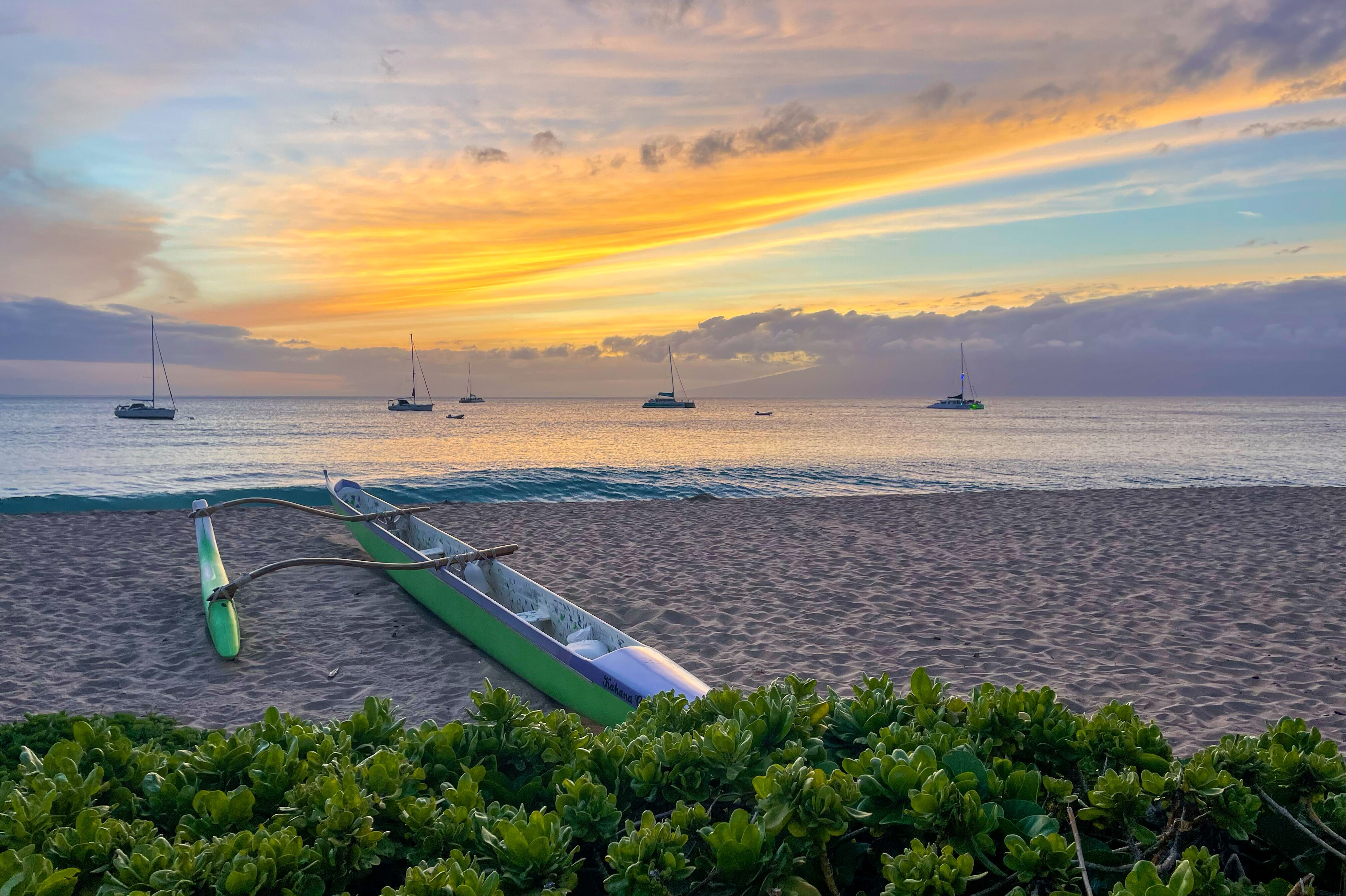 Sonnenaufgang über dem Kaanapali Beach