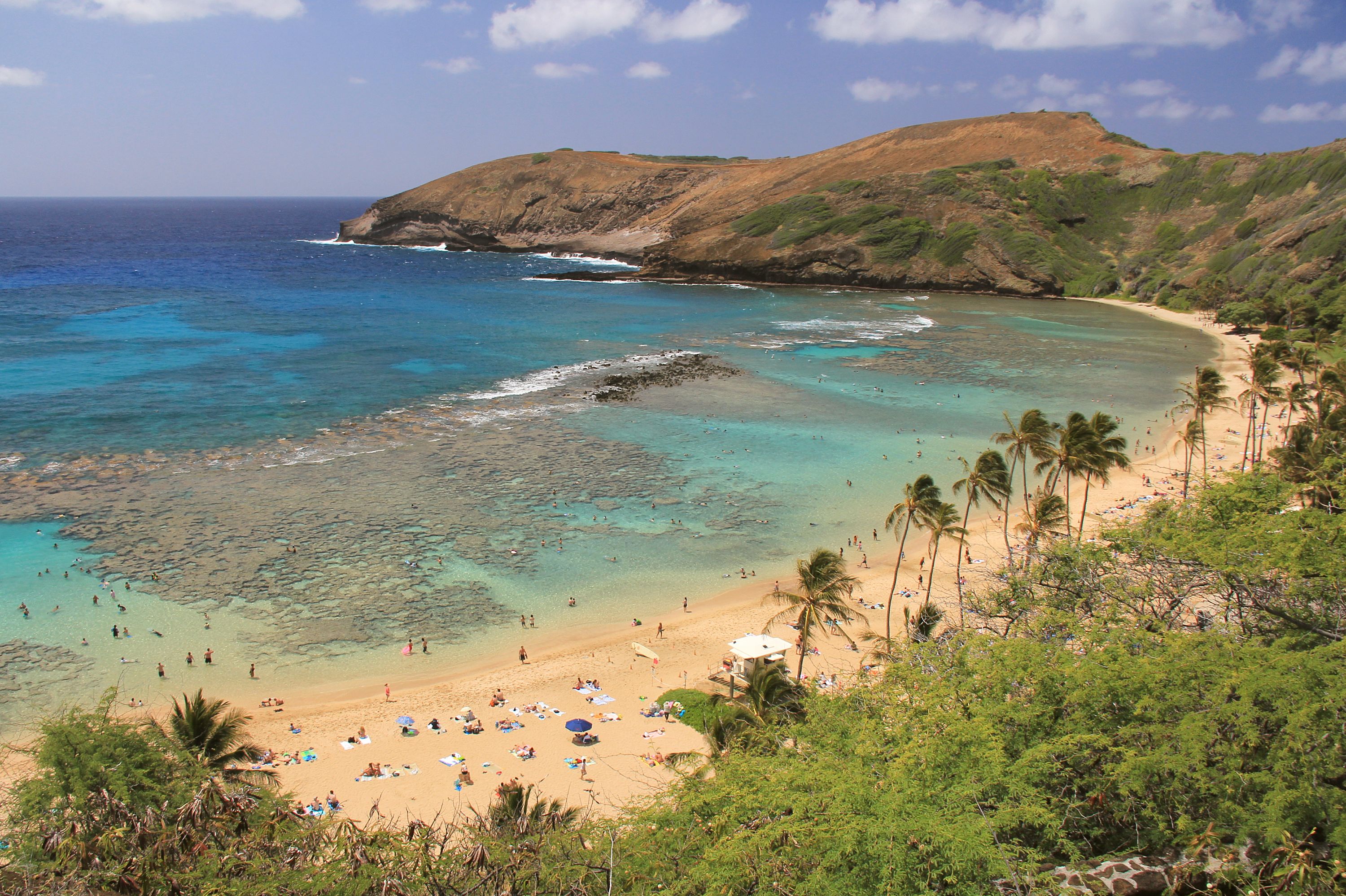 Blick über die malerische Hanauma Bay auf Oahu, Hawaii