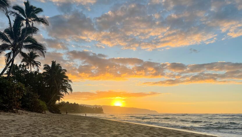 Sonnenuntergang am Laniakea Beach auf Oahu