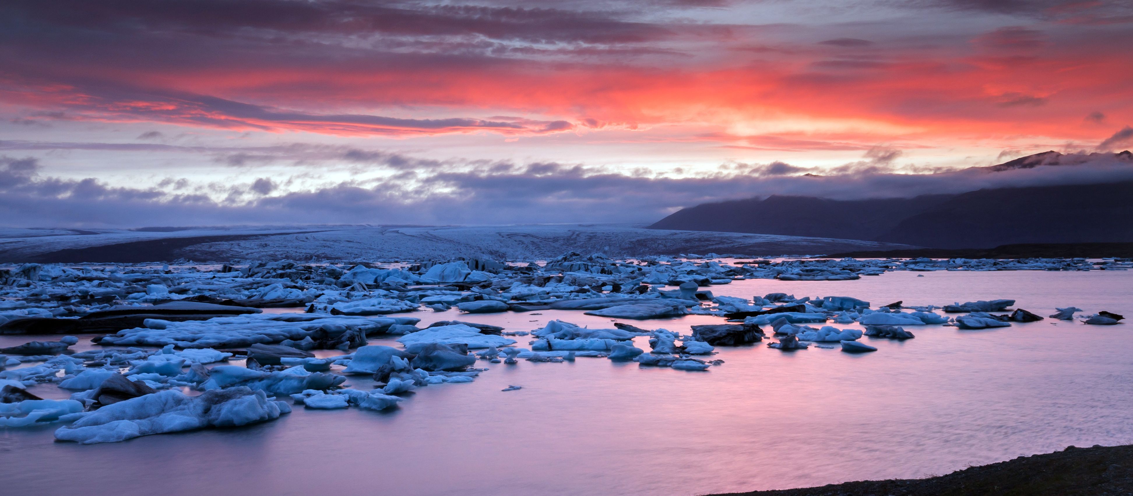 Gletschersee JÃ¶kulsarion bei Sonnenuntergang