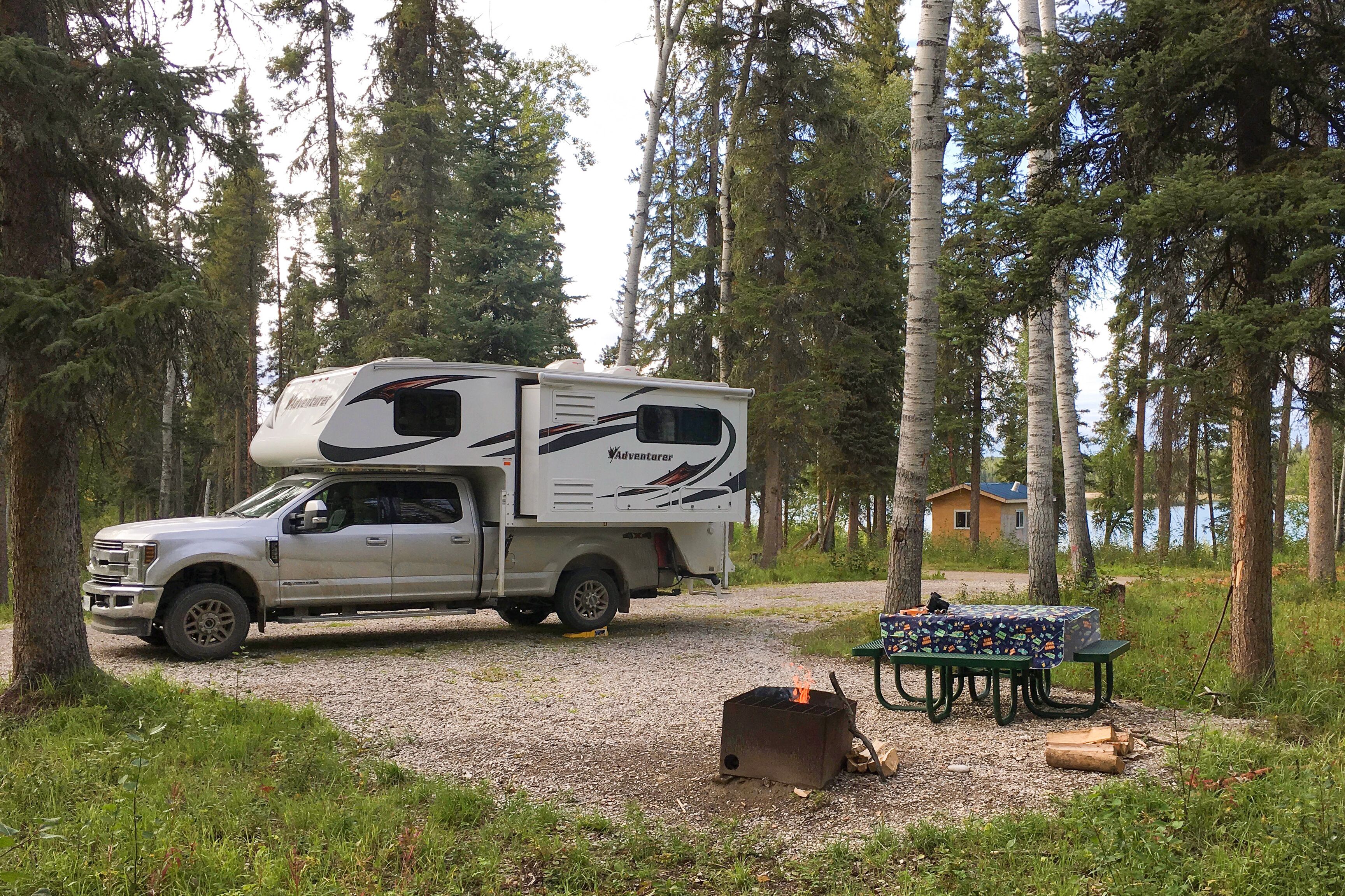 Mit dem Wohnmobil im Wood Buffalo National Park, Alberta