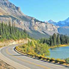 Bikes auf dem Columbia Icefield Parkway Bikes auf dem Columbia Icefield Parkway