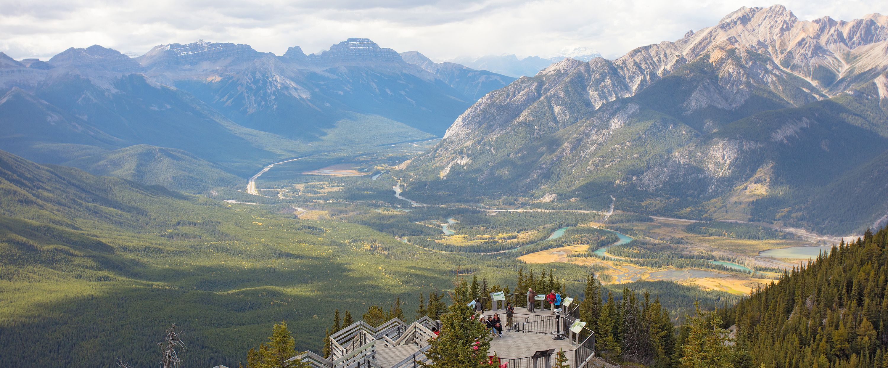 Der atemberaubende Blick Ã¼ber Banff