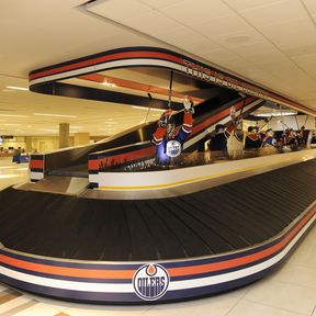 Ein GepÃ¤ckband des Adrian Warchola Flughafen in Edmonton