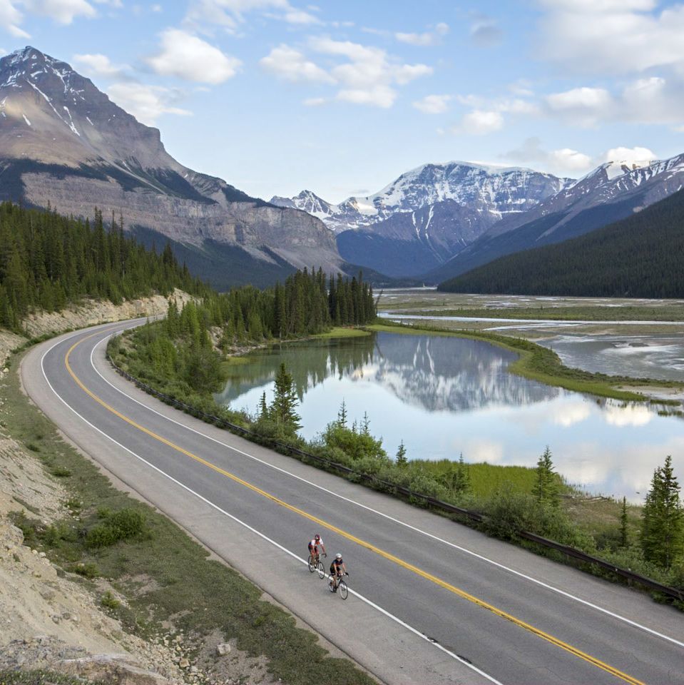 Fahrradtour auf dem Icefields Parkway, Alberta