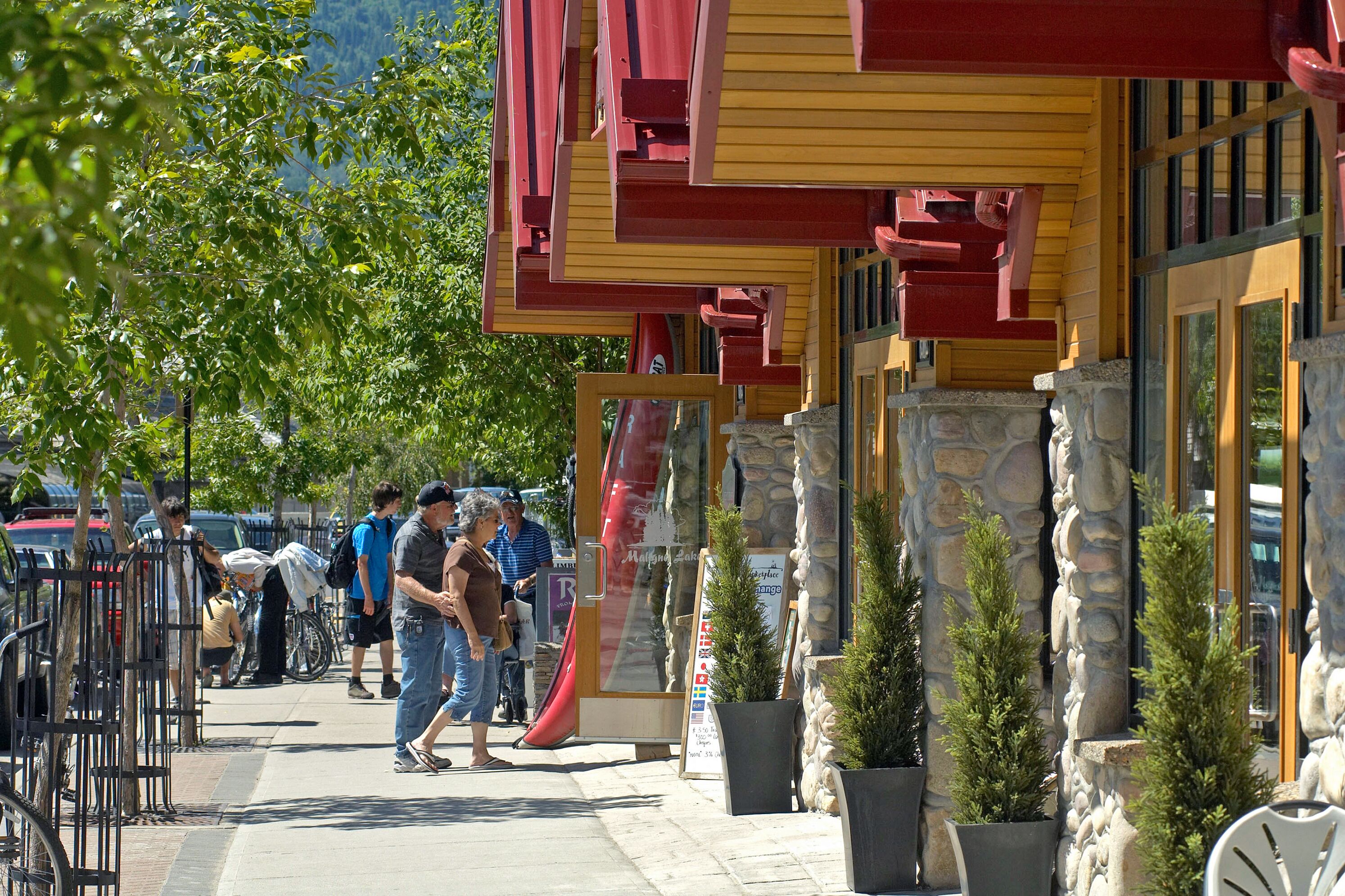 Unterwegs in Jasper Village