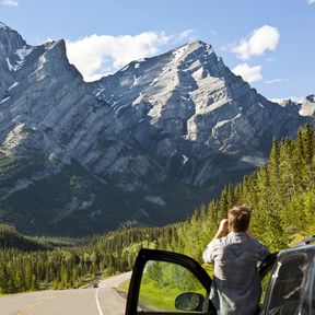 Tolle Ausblicke auf dem Highway 40 Kananaskis Trail in Alberta