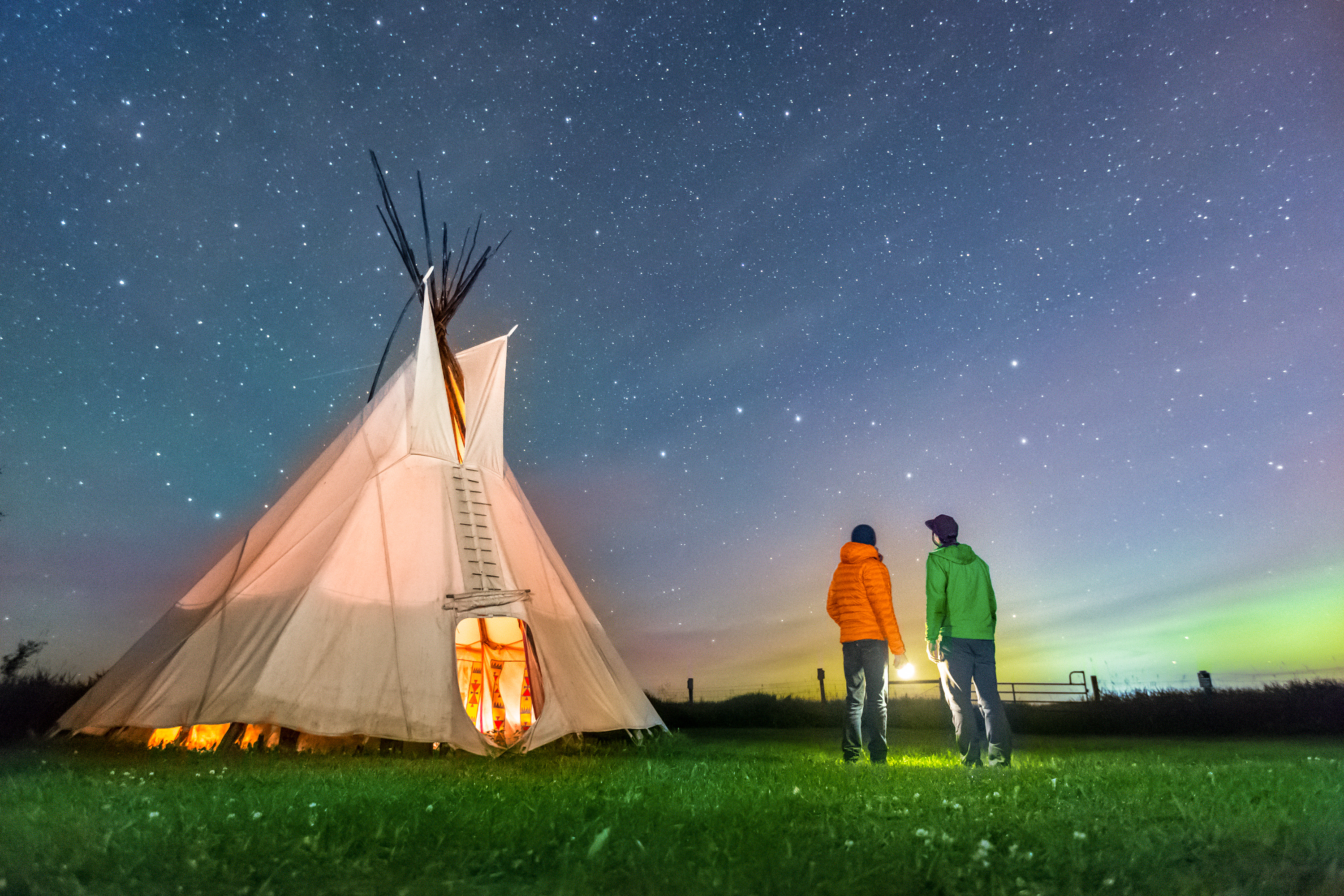 Sterne gucken in der Rocky Mountain House National Historic Site in Alberta