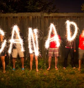 Feuerwerk zum kanadischen Nationalfeiertag am 1. Juli