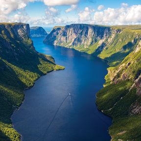 Der Western Brook Pond Fjord im Gros Morne Nationalpark, Neufundland