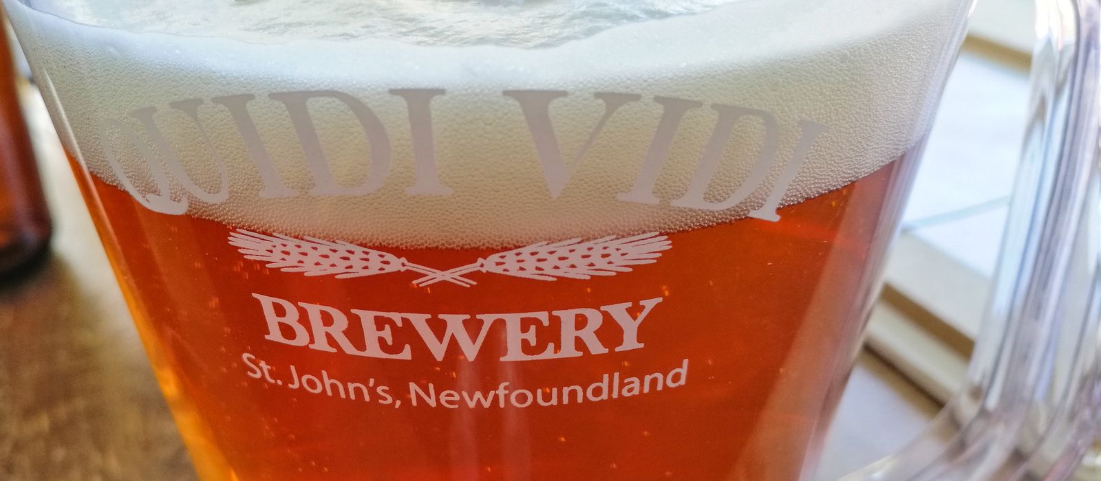 Ein frisches Bier in der Quidi Vidi brewing Company in St. John's in Neufundland