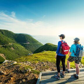 Den Ausblick des Skyline Trails in Nova Scotia genieÃŸen
