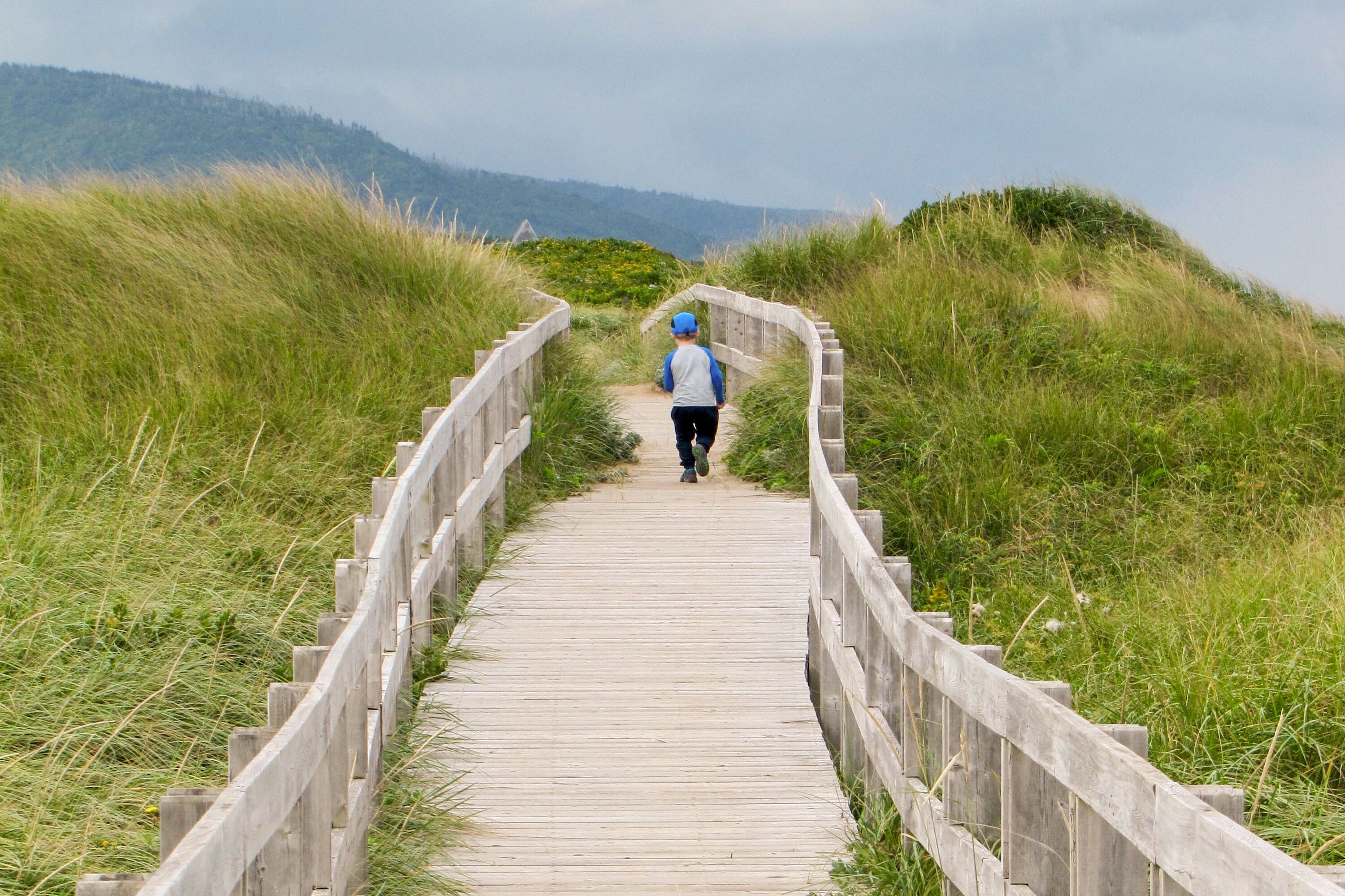 Der Inverness Beach Boardwalk im Cape-Breton-Highlands-Nationalpark in Nova Scotia