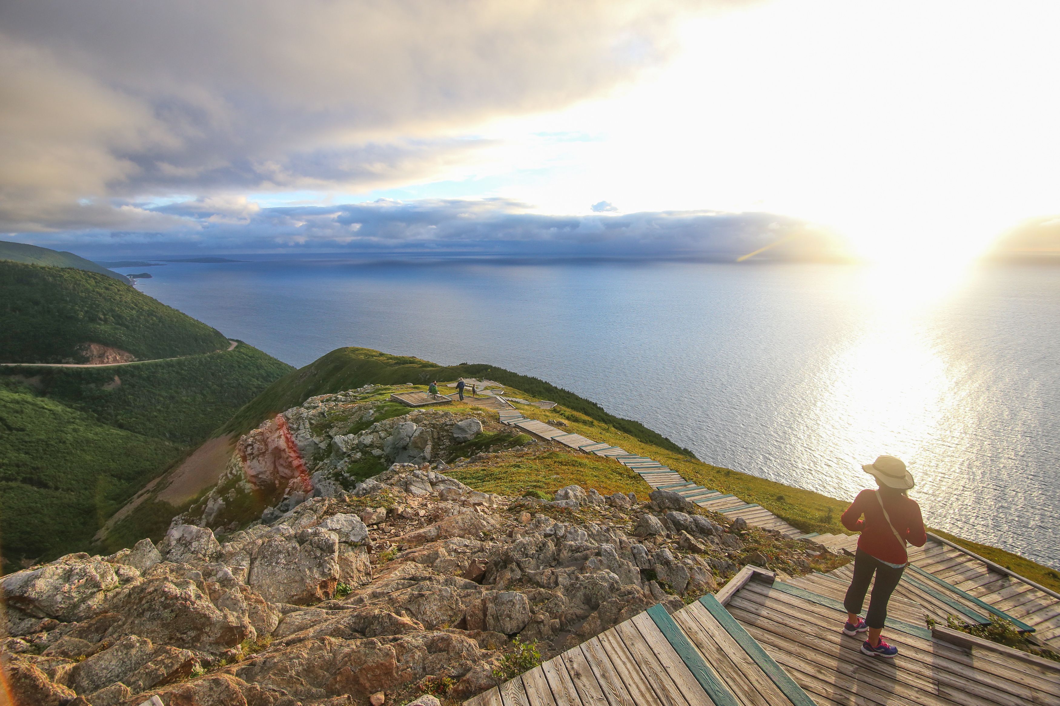 Sonnenuntergang am Ende des Skyline Trails im Cape Breton Highlands National Park, Nova Scotia