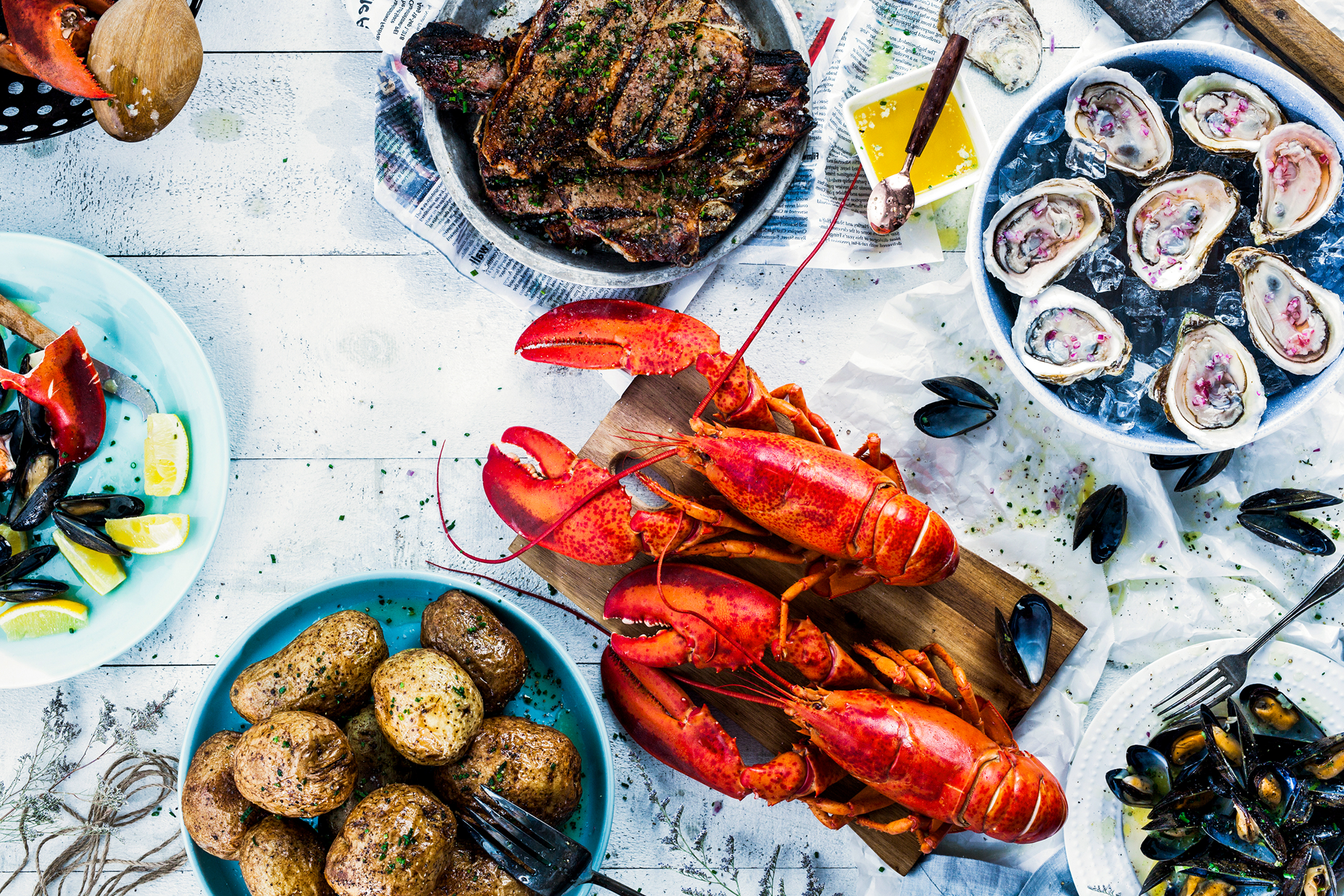 Ein stilvoll angerichtetes Lobster-Dinner auf Prince Edward Island