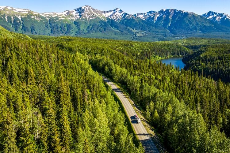 Roadtrip entlang des schönen Dease Lake