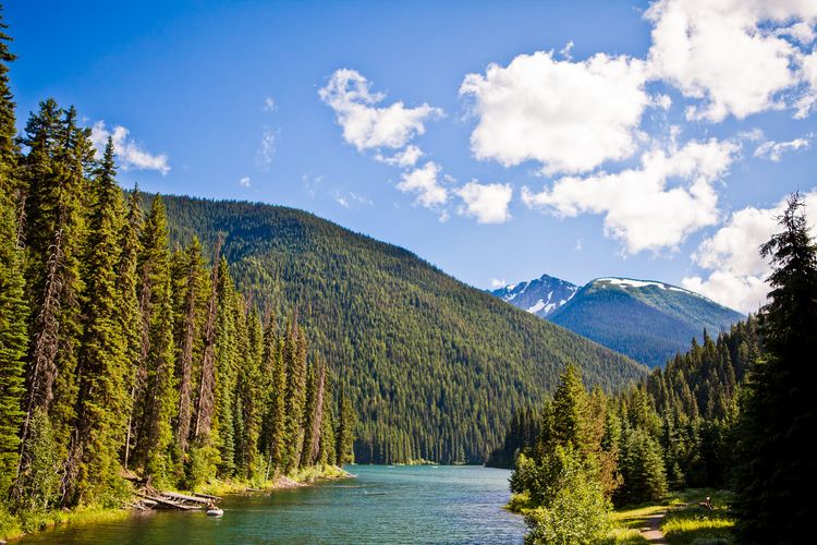 Blick auf den Lightning Lake im Manning Provincial Park in British Columbia