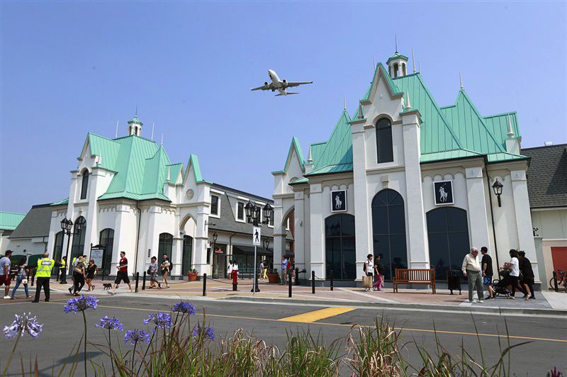 McArthur Glen Designer Outlet Vancouver, Eingang zum Outlet