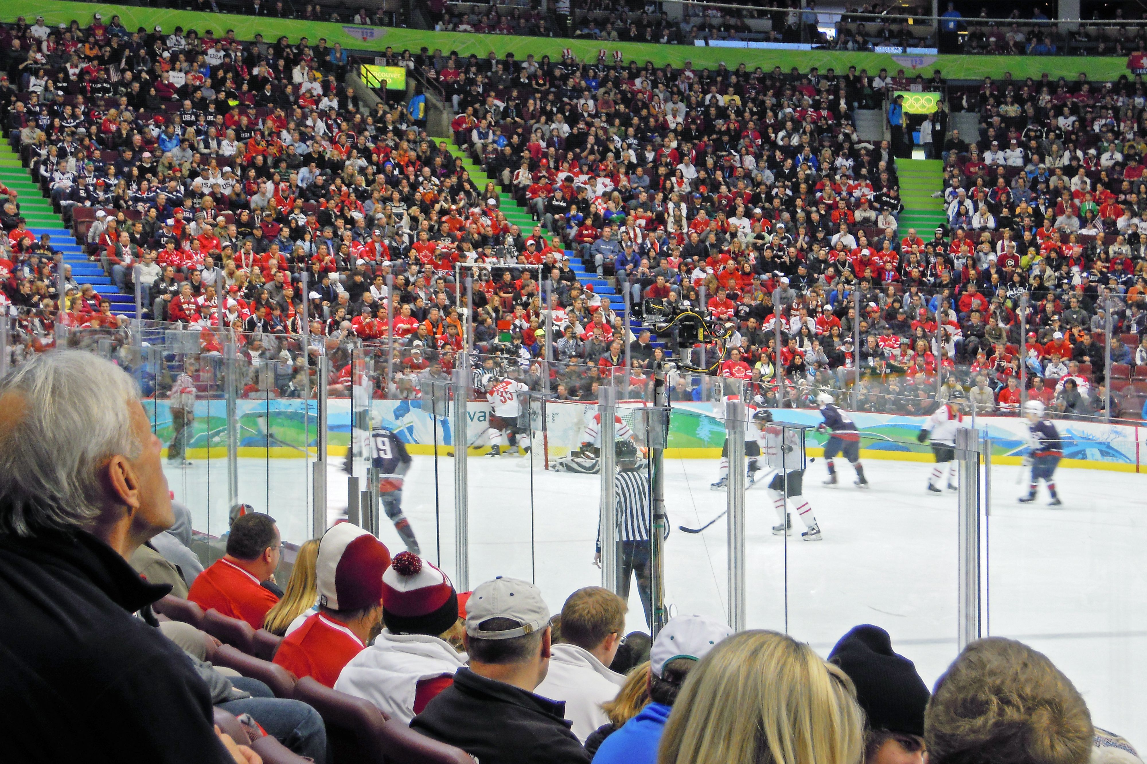 Action in der Rogers Arena