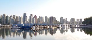 regionen/kanada/britishcolumbia/vancouver/stanley-park-blick-auf-vancouver-skyline.cr4128x1808-0x660