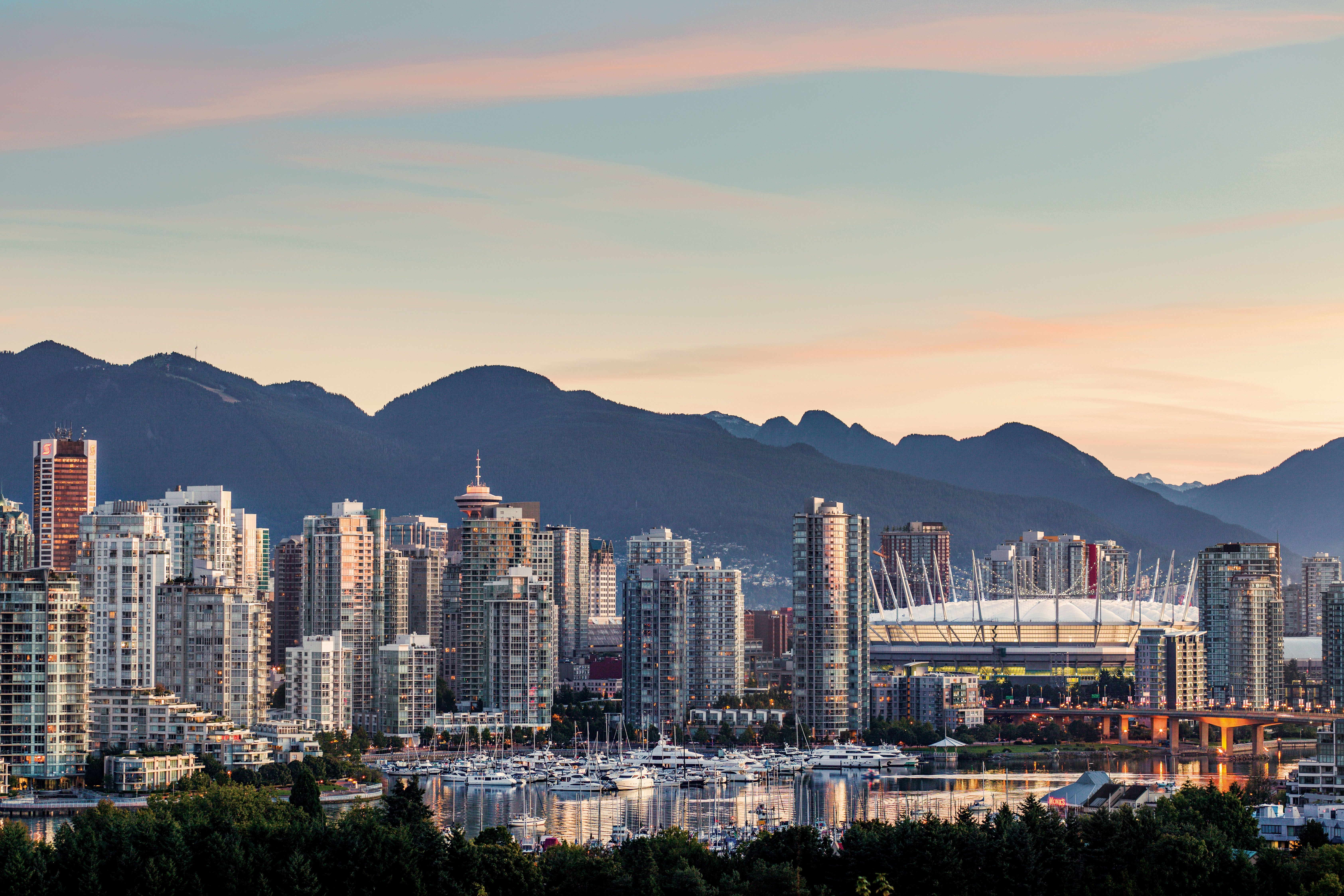 Vancouvers Skyline bei DÃ¤mmerung