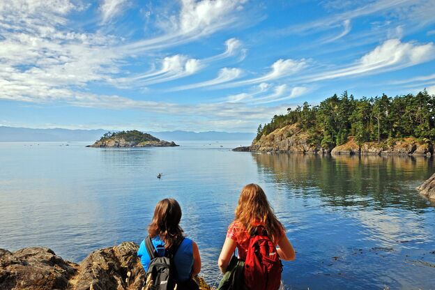 Wandern auf dem Coppermine Trail im East Sooke Park Wandern auf dem Coppermine Trail im East Sooke Park