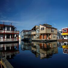 regionen/kanada/britishcolumbia/vancouverisland/victoria/fishermans-wharf-dining.cr1454x1456-318x0 regionen/kanada/britishcolumbia/vancouverisland/victoria/fishermans-wharf-dining.cr1454x1456-318x0