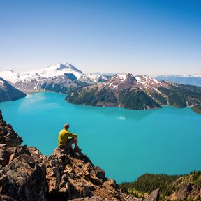 Traumhafte Aussichten bei einer Wanderung im Garibaldi Provincial Park in British Columbia Traumhafte Aussichten bei einer Wanderung im Garibaldi Provincial Park in British Columbia