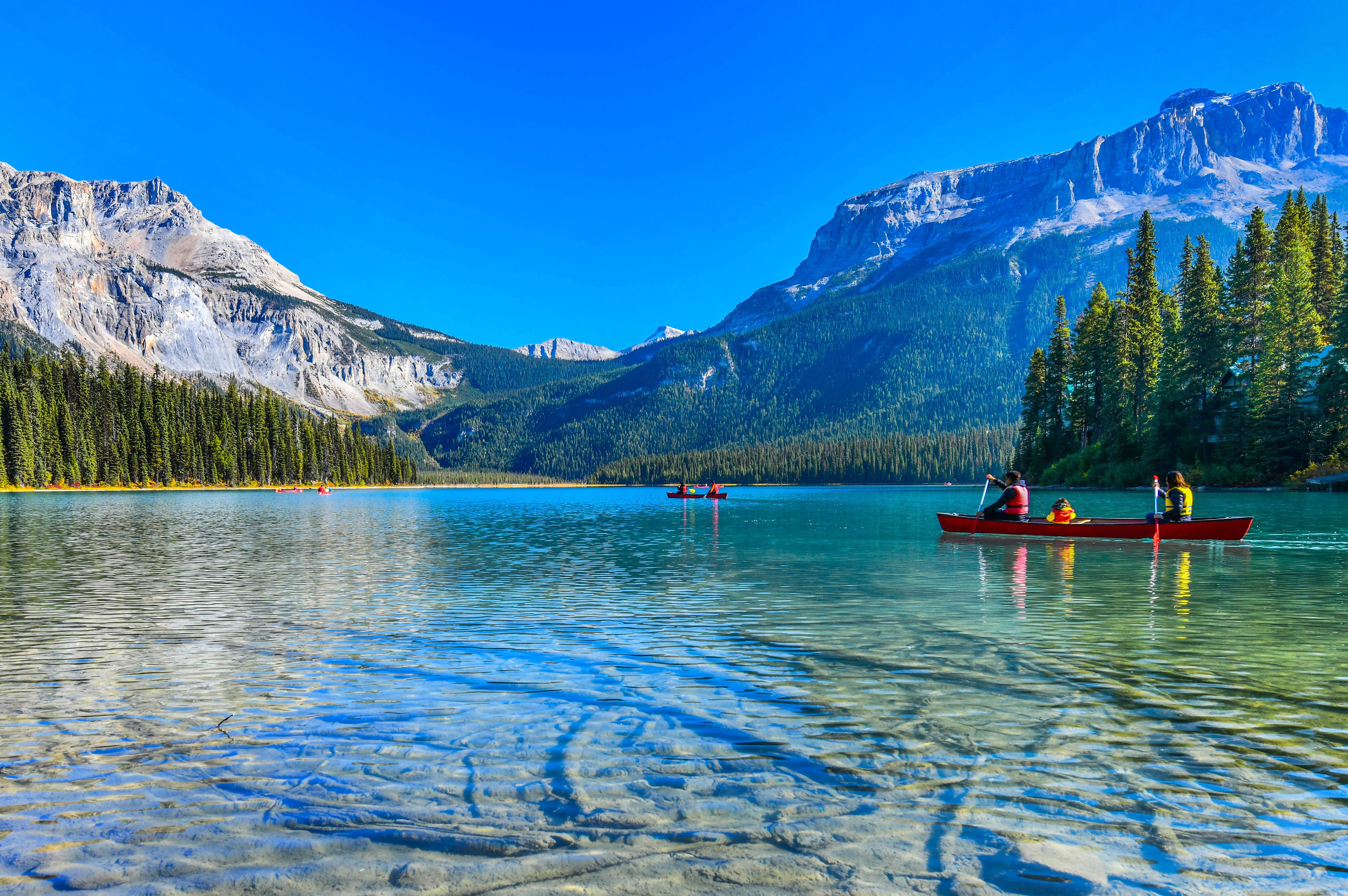 Blick über den Emerald Lake im Yoho Na