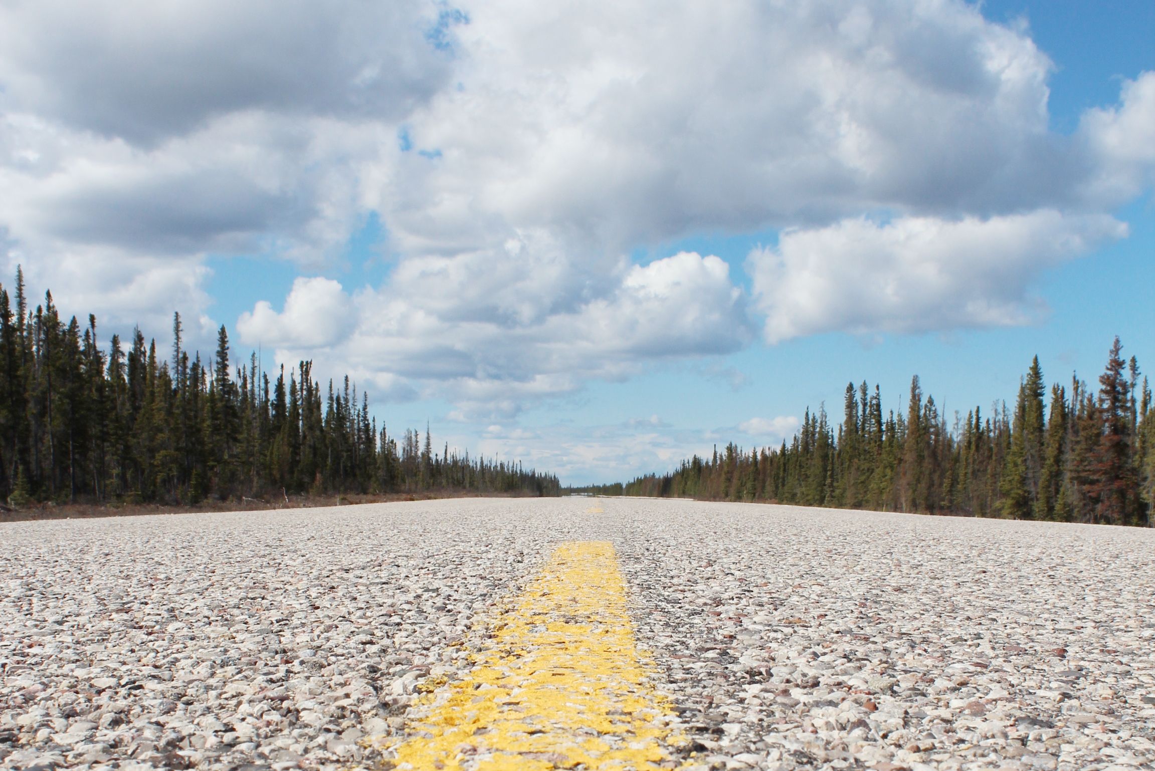 Strasse in der Dehcho-Region, Northwest Territories