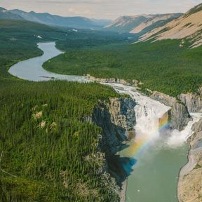 Virginia Fall im Nahanni National Park Reserve