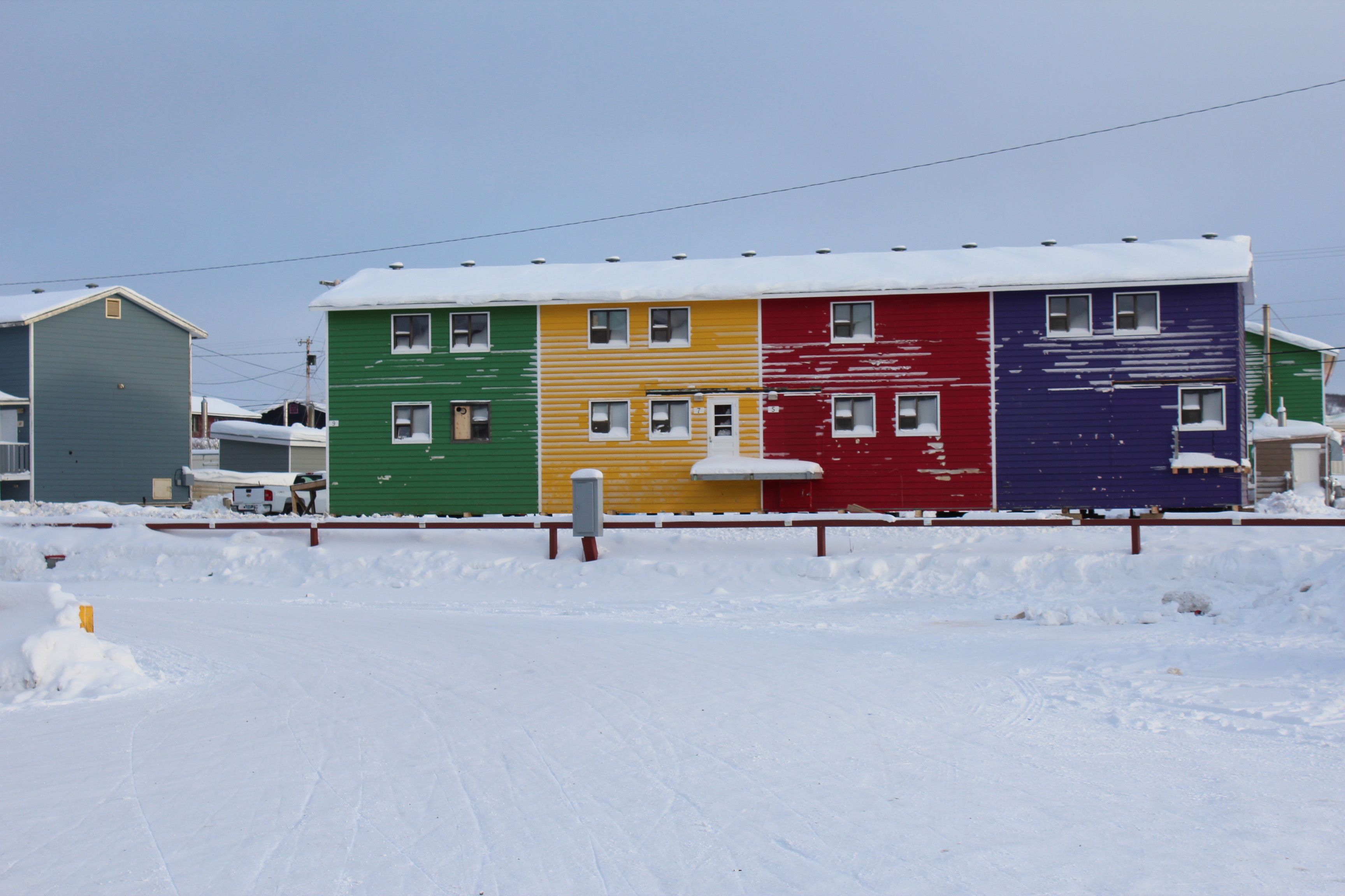 Bunte Haeuser in Inuvik