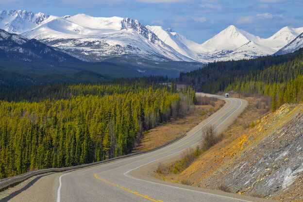 Atemberaubender Alaska Highway in Yukon Atemberaubender Alaska Highway in Yukon