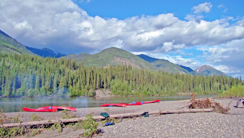Kanus am Teslin River Kanus am Teslin River