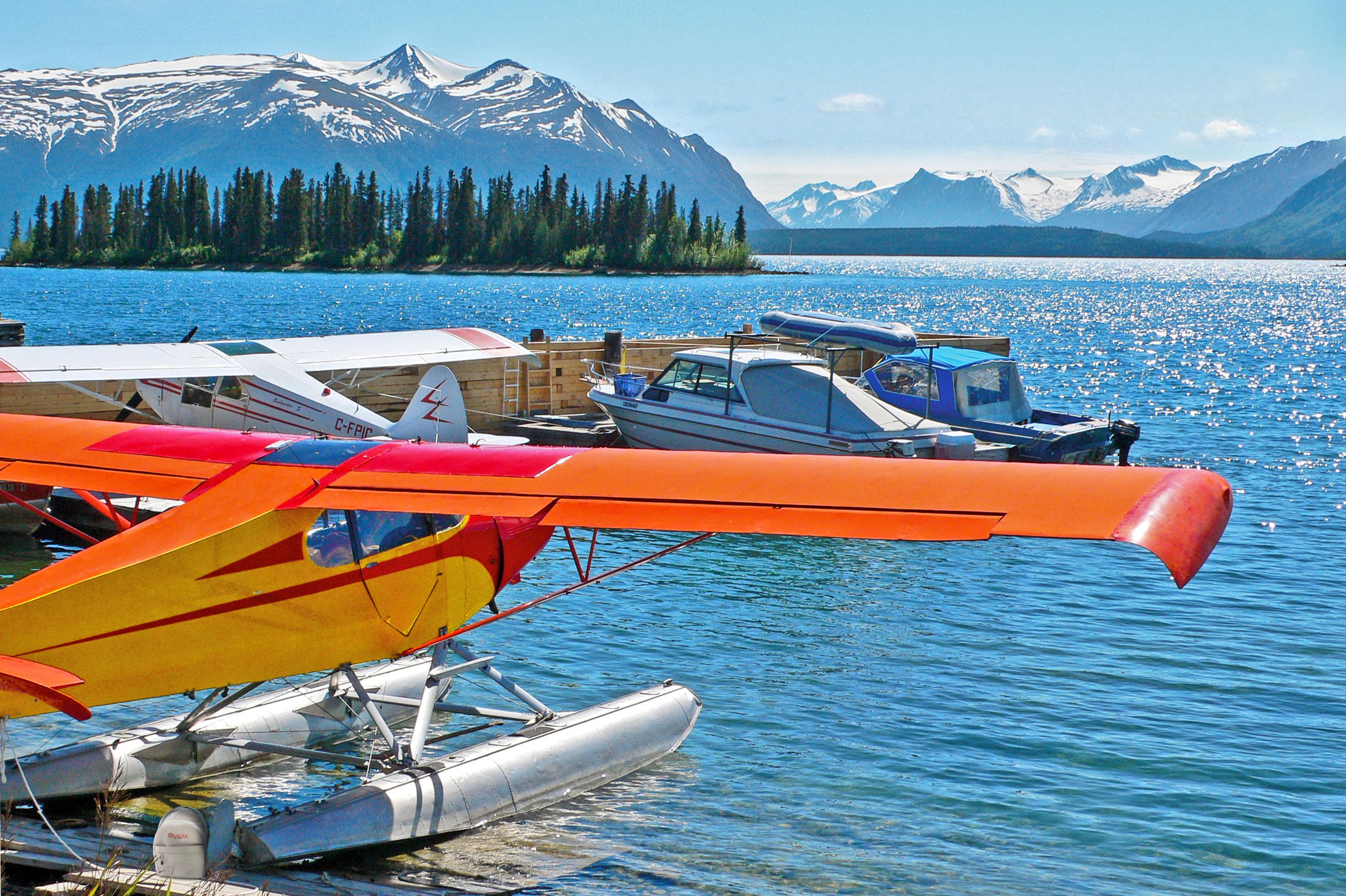 Wasserflugzeug auf dem Atlin Lake