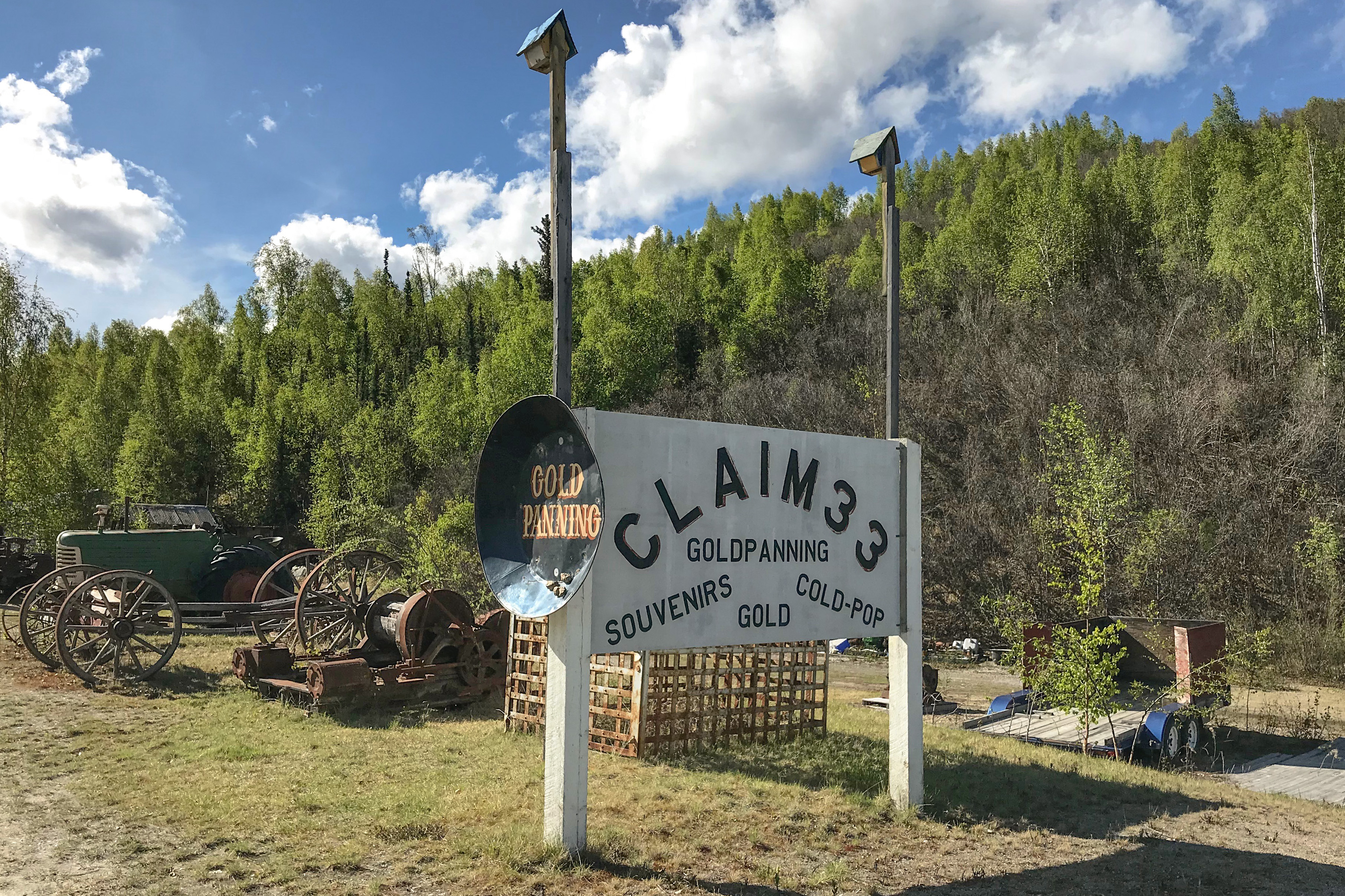Claim 33 Gold Panning in Dawson City, Yukon