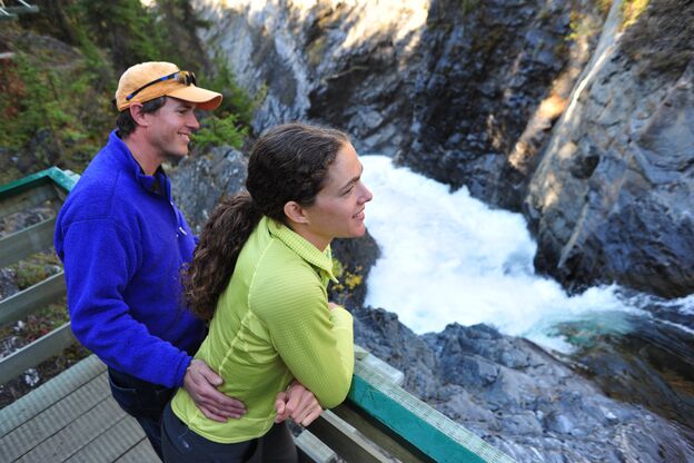Million Dollar Falls, lookout, tourists, waterfall Million Dollar Falls, lookout, tourists, waterfall