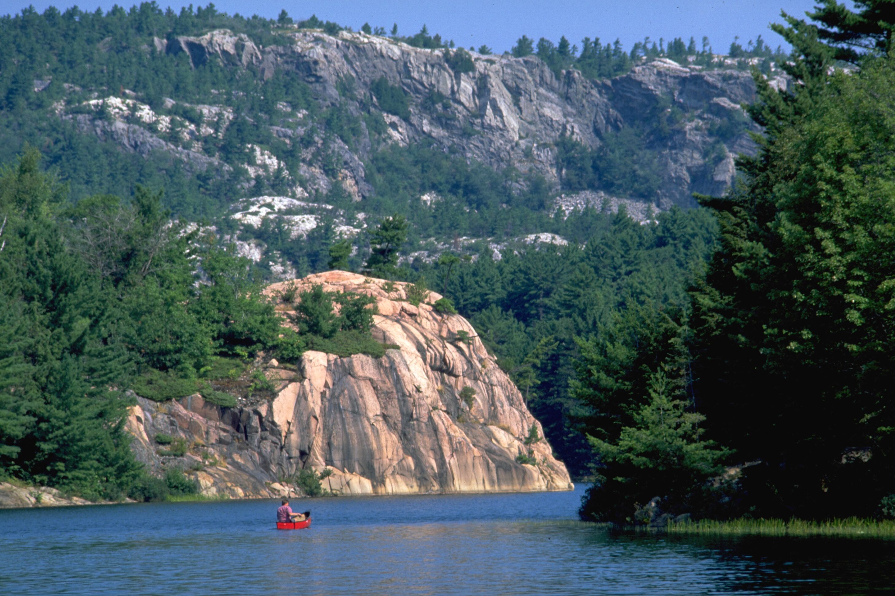 Kanu im Killarney Provincial Park Kanu im Killarney Provincial Park