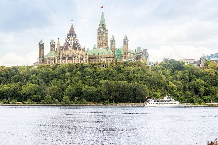 Truck Camper Slide-out Diesel