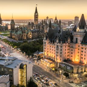 Lufatufnahme der Skyline von Ottawa, Kanada